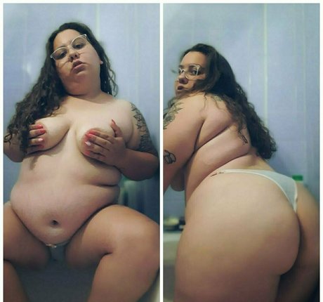 Nagie wyciekłe zdjęcie OnlyFans od Sweetpinkcandy1