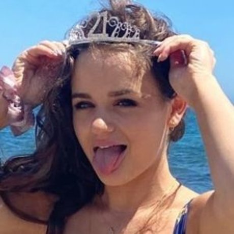 Nagie wyciekłe zdjęcie OnlyFans od Mary Mouser