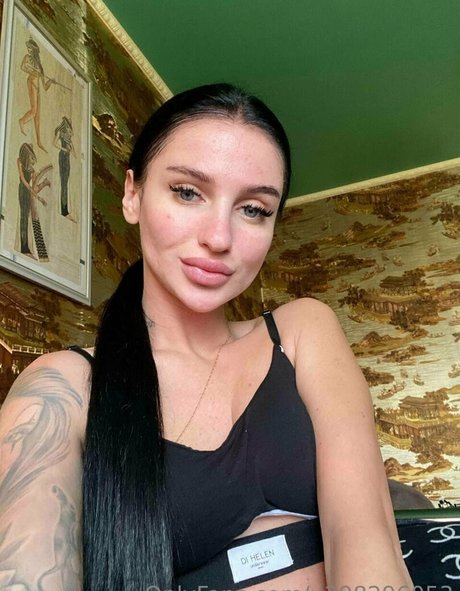 Nagie wyciekłe zdjęcie OnlyFans od Charmingmegan