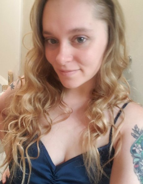 Nagie wyciekłe zdjęcie OnlyFans od Nastacialove