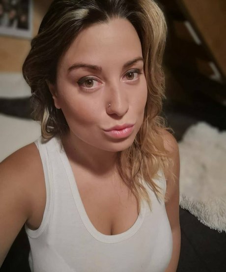 Nagie wyciekłe zdjęcie OnlyFans od Curvygirl89