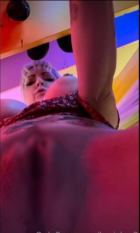 Nagie wyciekłe zdjęcie OnlyFans od Kerilov3