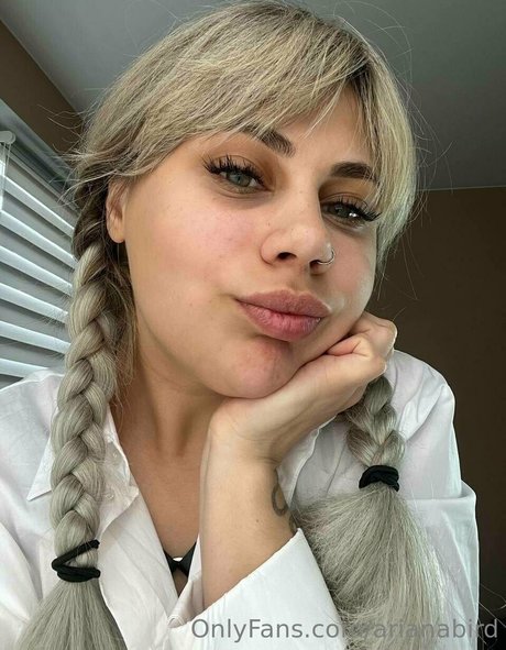 Nagie wyciekłe zdjęcie OnlyFans od Arianabird