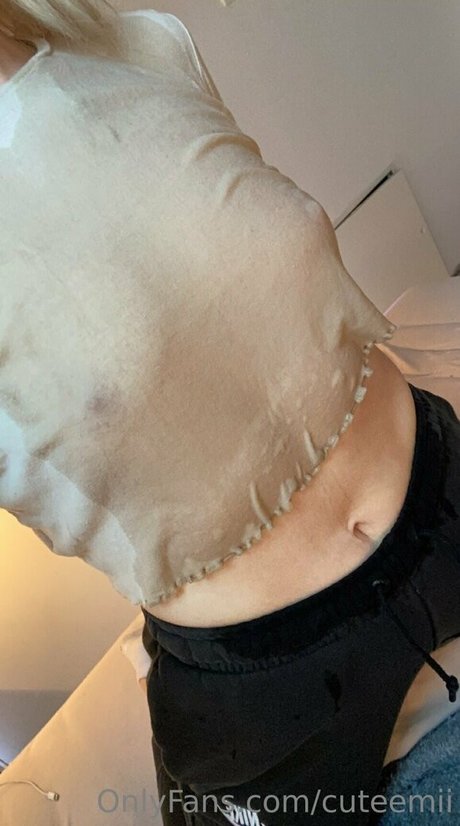 Nagie wyciekłe zdjęcie OnlyFans od Cuteemii
