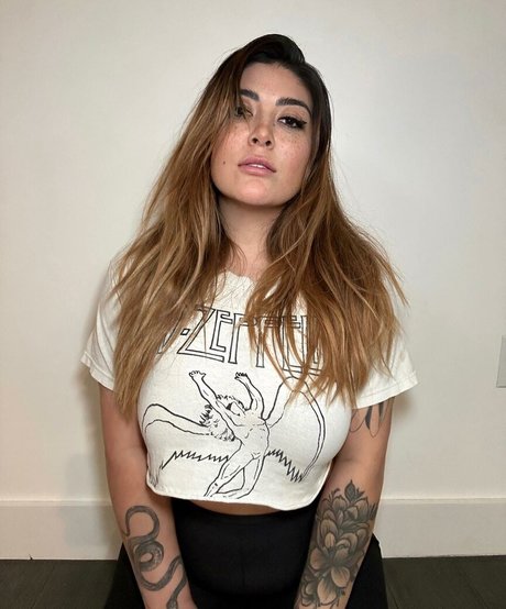 Nagie wyciekłe zdjęcie OnlyFans od Ashlynn Arias