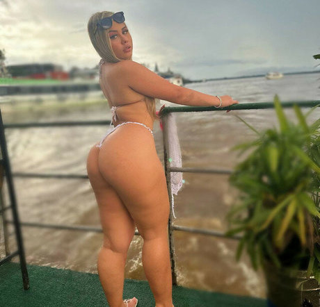 Nagie wyciekłe zdjęcie OnlyFans od Ana Caroline