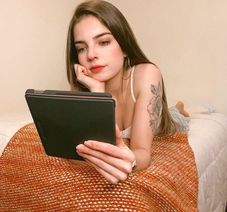 Nagie wyciekłe zdjęcie OnlyFans od Banana Vintage Asmr