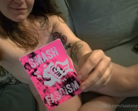 Nagie wyciekłe zdjęcie OnlyFans od Saatane