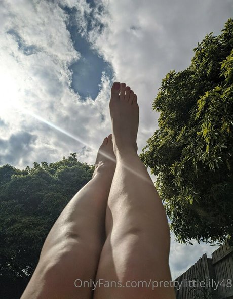 Nagie wyciekłe zdjęcie OnlyFans od Prettylittlelily48