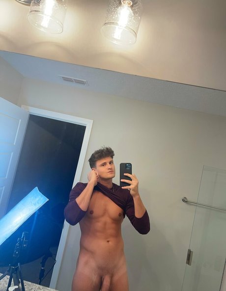 Nagie wyciekłe zdjęcie OnlyFans od Itsjustparker