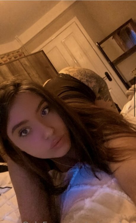 Nagie wyciekłe zdjęcie OnlyFans od Harriet