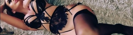 Nagie wyciekłe zdjęcie OnlyFans od Solesister8