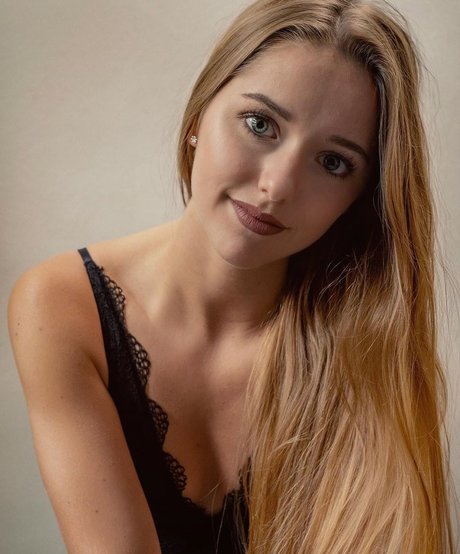 Nagie wyciekłe zdjęcie OnlyFans od Melaniehfl