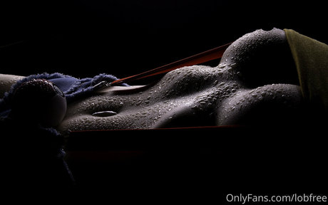 Nagie wyciekłe zdjęcie OnlyFans od Lobfree