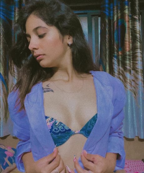 Nagie wyciekłe zdjęcie OnlyFans od Bhavika Katariya