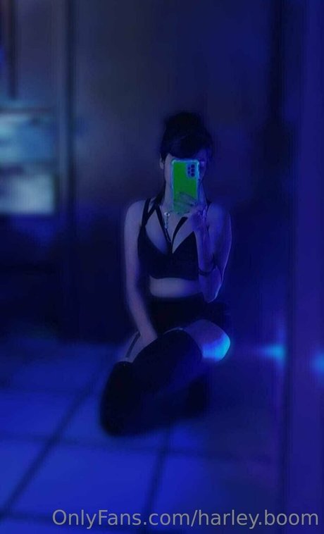 Nagie wyciekłe zdjęcie OnlyFans od Lesadom