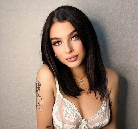 Nagie wyciekłe zdjęcie OnlyFans od Meezee