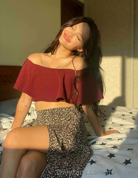 Nagie wyciekłe zdjęcie OnlyFans od Meezee