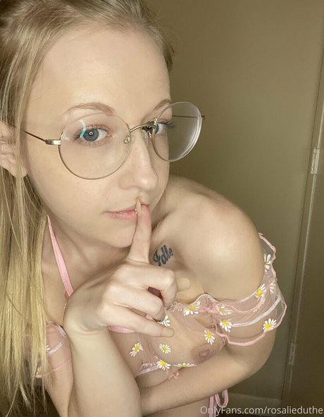 Nagie wyciekłe zdjęcie OnlyFans od Rosalieduthe