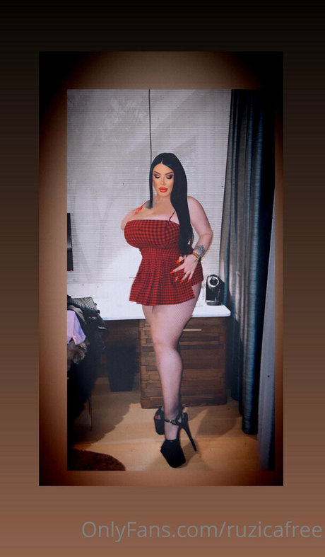 Nagie wyciekłe zdjęcie OnlyFans od Ruzicafree