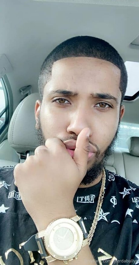 Nagie wyciekłe zdjęcie OnlyFans od Tylerbandsome