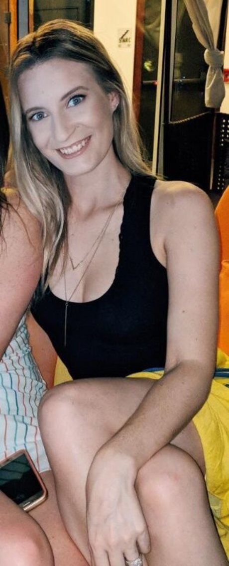 Nagie wyciekłe zdjęcie OnlyFans od Basicwitgirl
