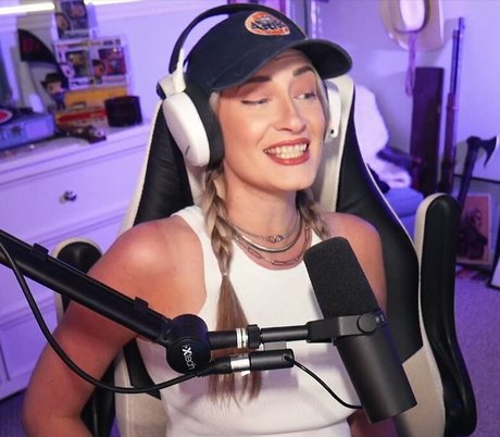 Nagie wyciekłe zdjęcie OnlyFans od Basicwitgirl