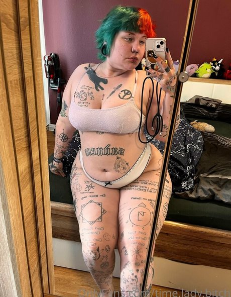 Nagie wyciekłe zdjęcie OnlyFans od Timeladybitch