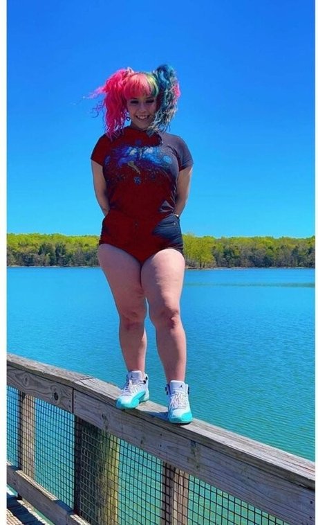 Nagie wyciekłe zdjęcie OnlyFans od Harlee Queeni