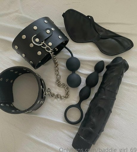 Nagie wyciekłe zdjęcie OnlyFans od Naughtybabygirl2