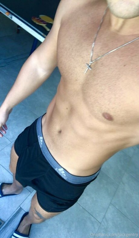 Nagie wyciekłe zdjęcie OnlyFans od Jfit98