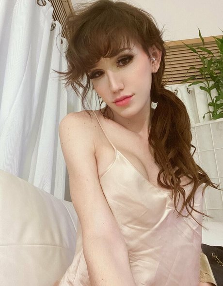 Nagie wyciekłe zdjęcie OnlyFans od Lenamoonxo