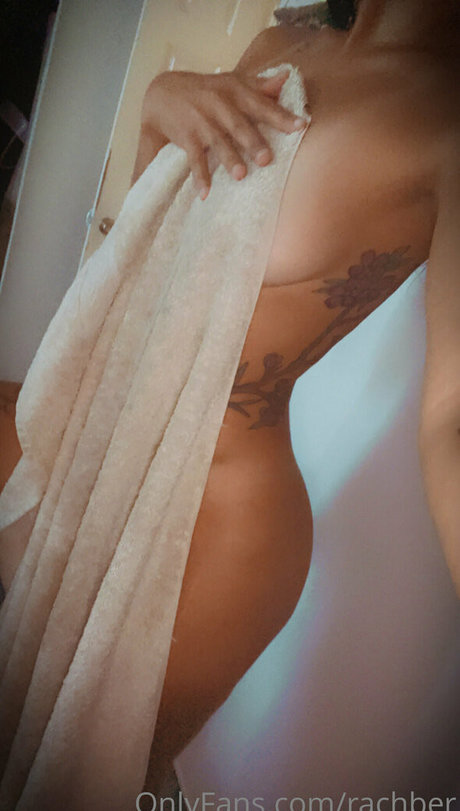 Nagie wyciekłe zdjęcie OnlyFans od Naughtynikky