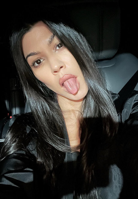 Nagie wyciekłe zdjęcie OnlyFans od Kourtney Kardashian