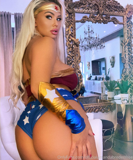 Nagie wyciekłe zdjęcie OnlyFans od Amanda Breden