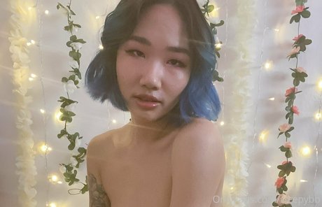 Nagie wyciekłe zdjęcie OnlyFans od Lilsojubomb