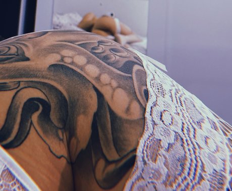 Nagie wyciekłe zdjęcie OnlyFans od Aishatuchinscky