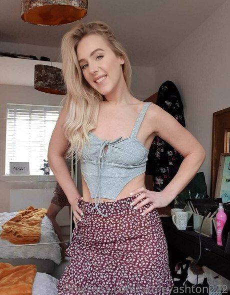 Nagie wyciekłe zdjęcie OnlyFans od Ashley Ashton