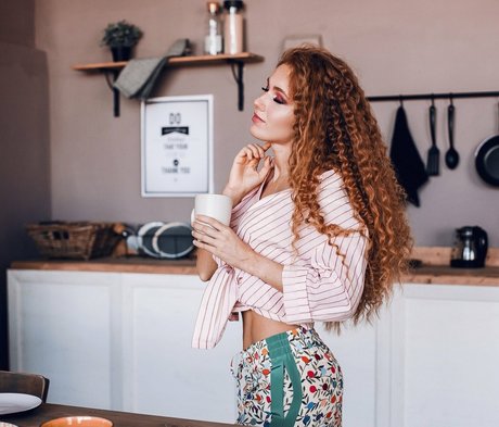 Nagie wyciekłe zdjęcie OnlyFans od Batty Red Hair