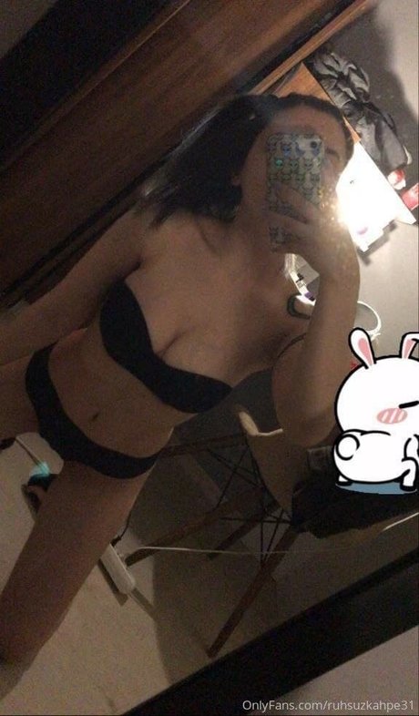 Nagie wyciekłe zdjęcie OnlyFans od Ruhsuzkahpe31