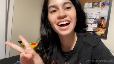 Nagie wyciekłe zdjęcie OnlyFans od Alaska Zade