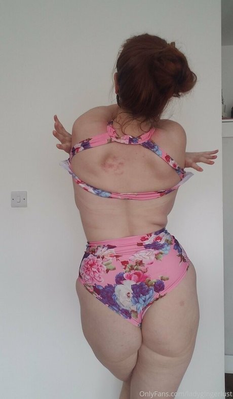 Nagie wyciekłe zdjęcie OnlyFans od Ladygingerlust
