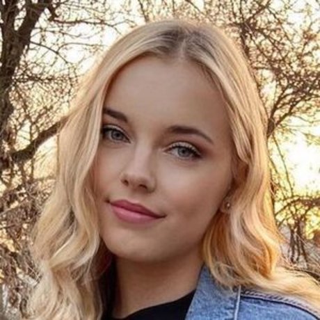 Nagie wyciekłe zdjęcie OnlyFans od Laura