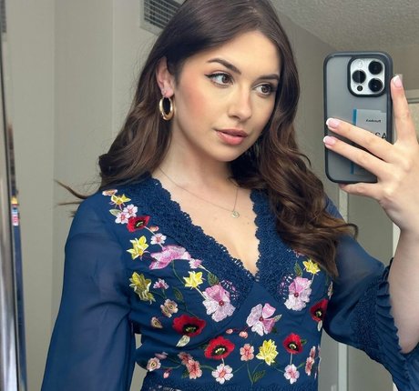 Nagie wyciekłe zdjęcie OnlyFans od Harrie Silver