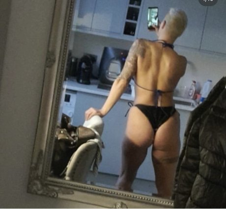 Nagie wyciekłe zdjęcie OnlyFans od Iamrebeccanicholls