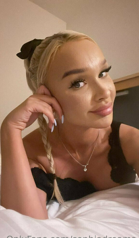 Nagie wyciekłe zdjęcie OnlyFans od Sophiadreams