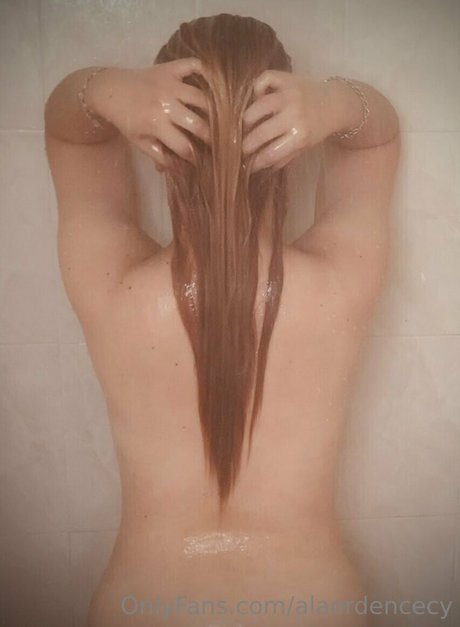 Nagie wyciekłe zdjęcie OnlyFans od Alaordencecy