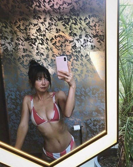 Nagie wyciekłe zdjęcie OnlyFans od Kimiko Glenn