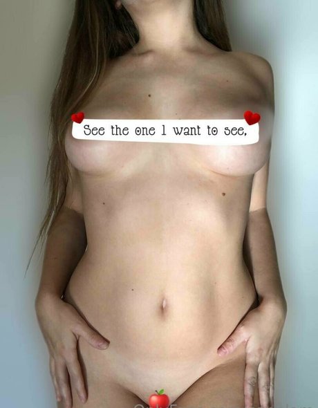 Nagie wyciekłe zdjęcie OnlyFans od Canelam