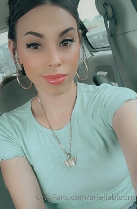 Nagie wyciekłe zdjęcie OnlyFans od Ariellabloom